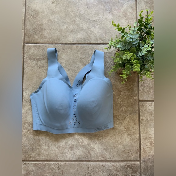 Victoria Sport 32DDD - Picture 2 of 5